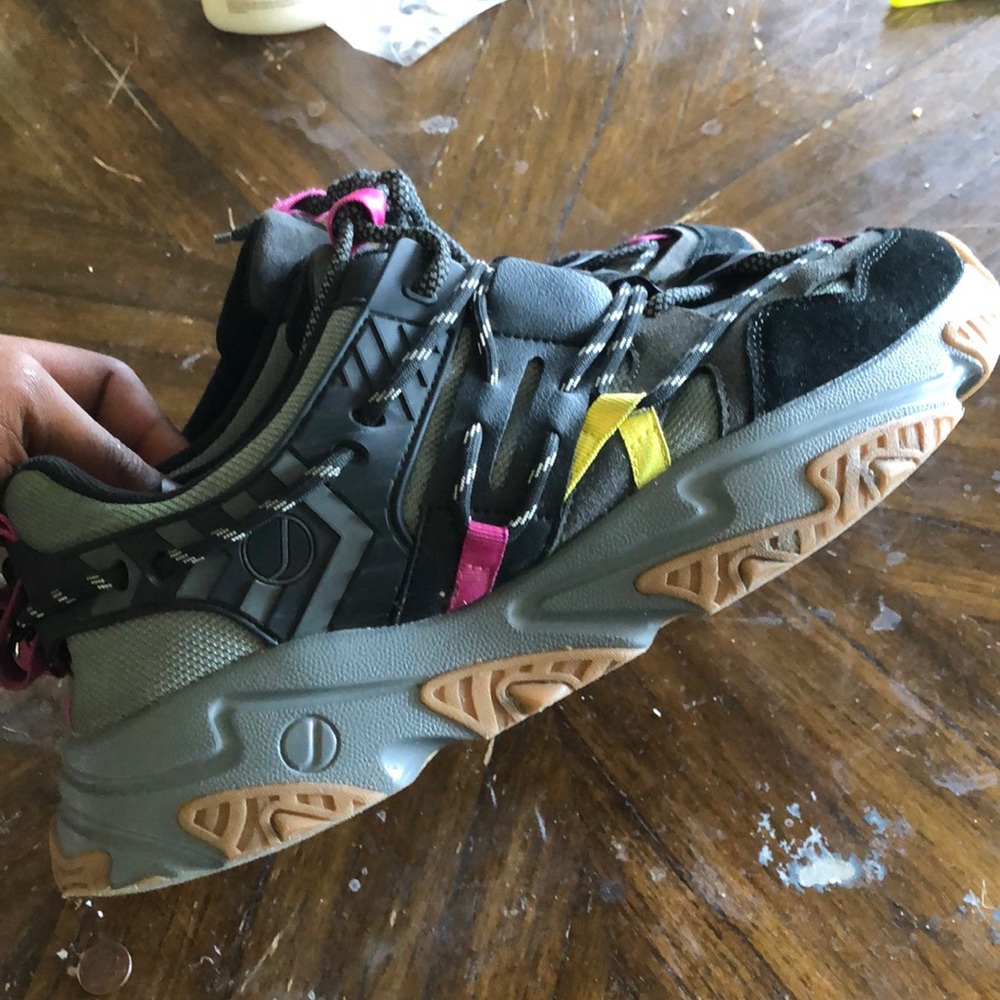Comfortable shoes, stylish